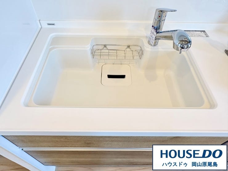 清潔感のあるシンクで毎日のお料理スペースを快適に♪