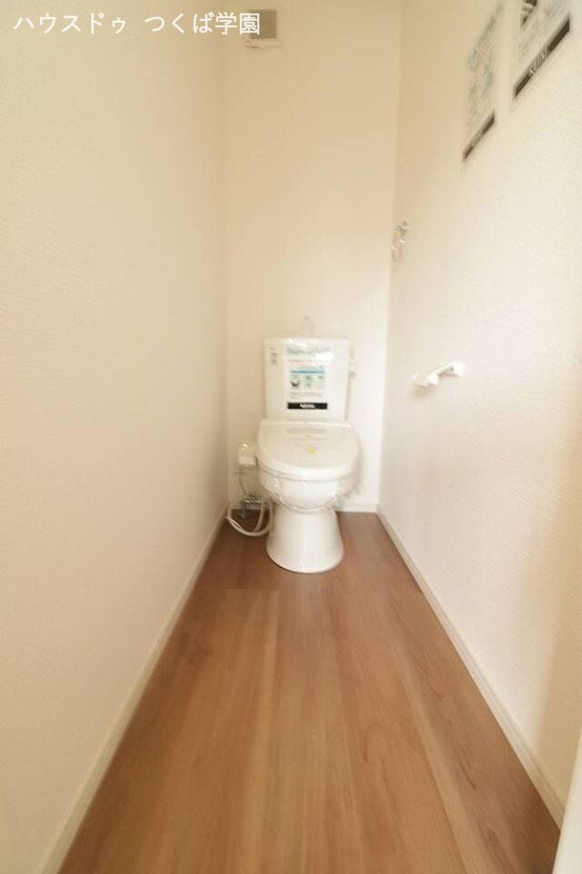 ウォシュレット付きトイレです♪