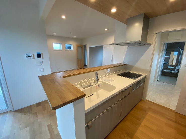 カウンターキッチンタイプのキッチンはお料理が楽しくできそうです!