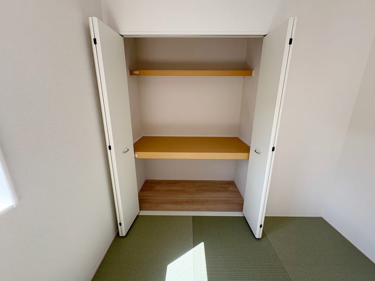 室内(2025年9月)撮影
◎本日案内可能◎
タタミコーナーにも収納付き!