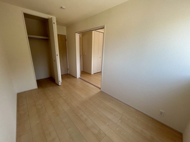 全居室収納付き!