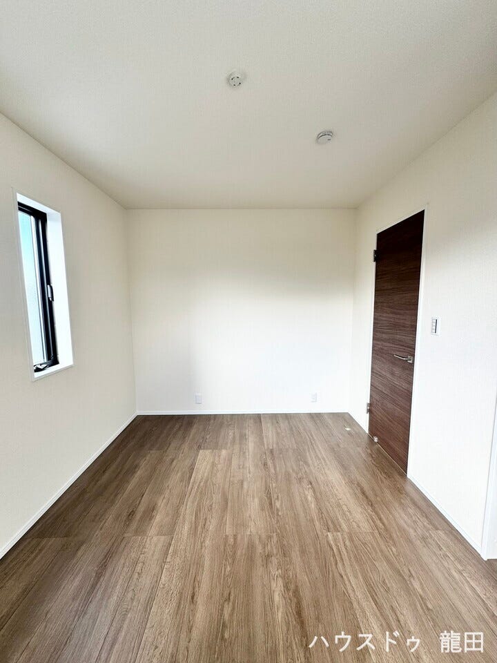 ■□■洋室■□■
洋室6帖