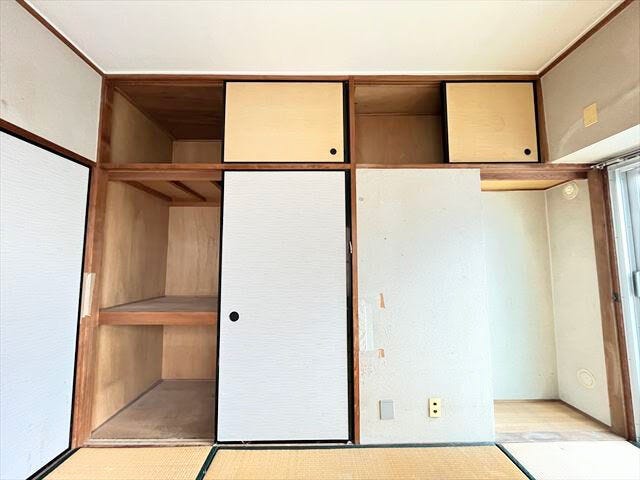 大容量の押入があるので、和室も片付けやすく、実用的で快適な空間に。