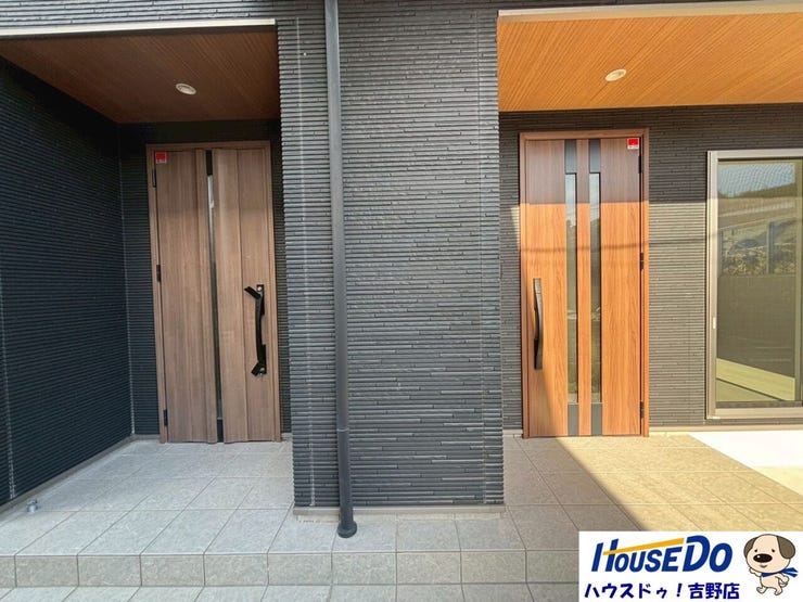 二世帯住宅
玄関・水回りは完全に分けられています♪