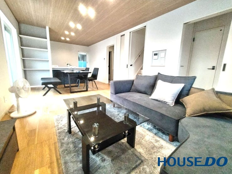 陽当りが良く専用の収納スペースも備えてあります。