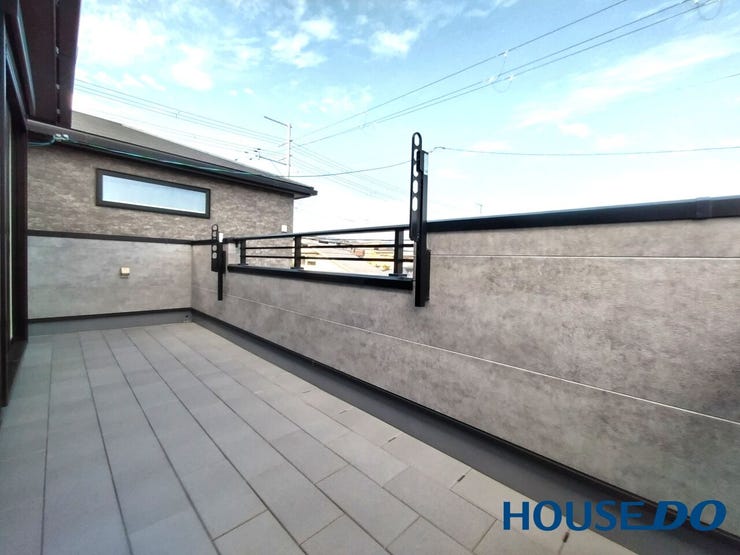 大きなお布団も干せますし、家庭菜園も良さそうですね。