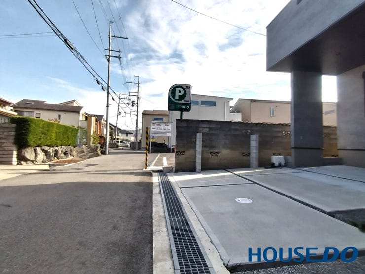 見通しの良い道路でお子様も安心ですね。