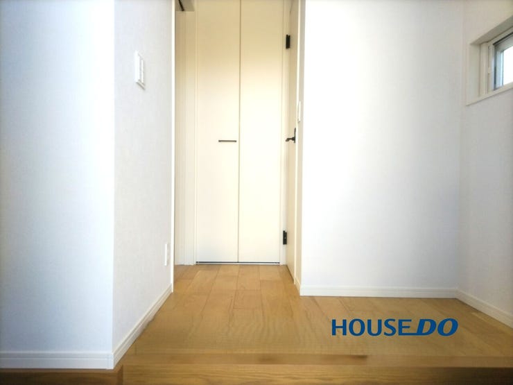 入口となる玄関です。