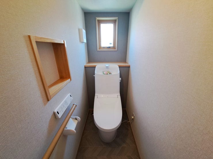 室内(2025年8月)撮影
◎本日案内可能◎
小窓付きですので、換気ができ衛生的です♪