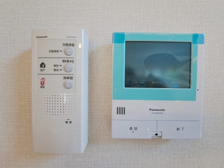 設備(2025年8月)撮影
◎本日案内可能◎
留守時の来訪者を確認できるモニター付きインターホン♪