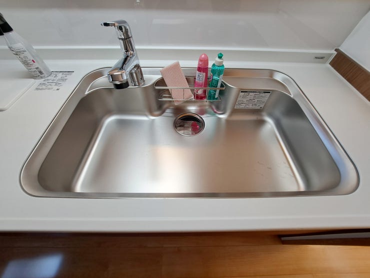 室内(2025年8月)撮影
◎本日案内可能◎
間口の広いキッチンシンクは大きなお鍋も洗いやすい構造となっております。