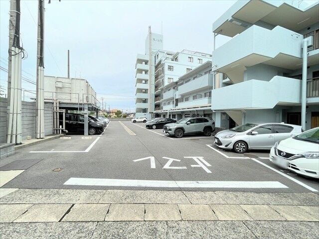 【駐車スペース】