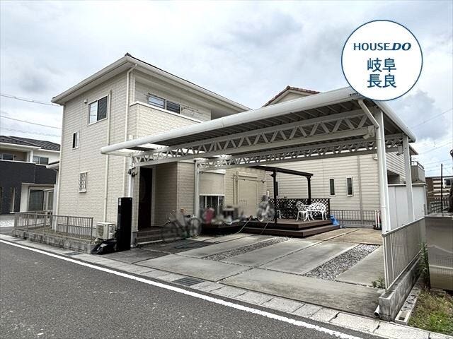 【外観】
名鉄竹鼻・羽島線「柳津」駅、徒歩32分
岐阜バス「岐阜保健大学」停、徒歩3分
小学校:鶉小学校
中学校:境川中学校