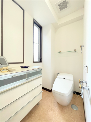 【トイレ・各フロア設置】