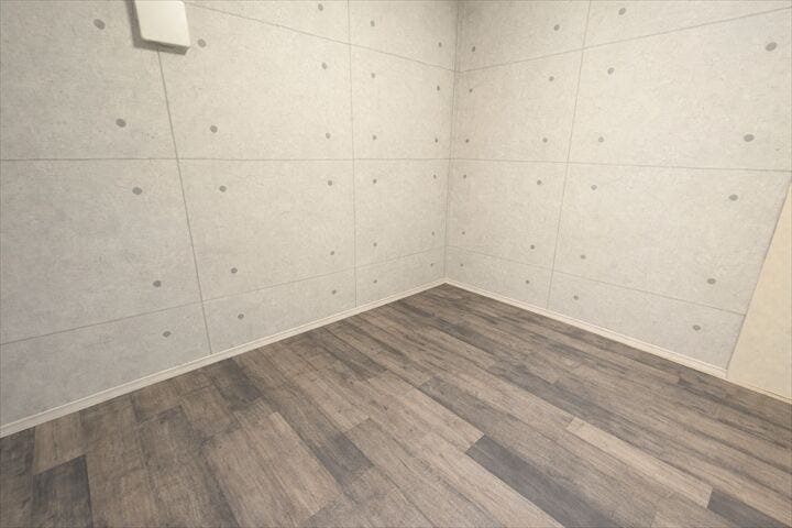 ラックや棚などを設置して、
片付ける作業が自然な生活の中に溶け込む習慣になれば嬉しいですね。