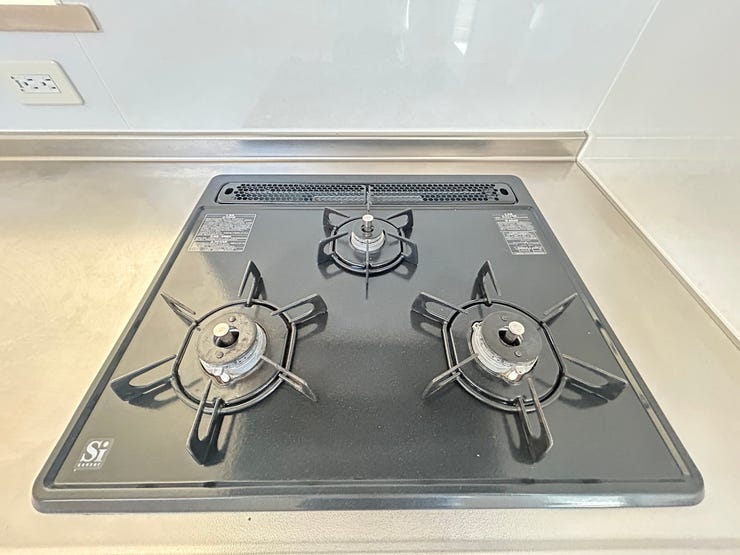 三口コンロでお料理もはかどります♪