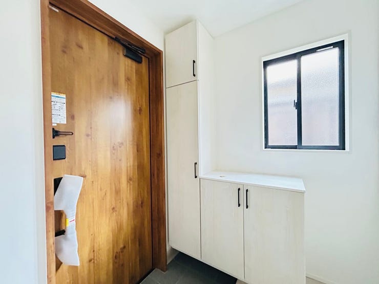 ◇内観から見た玄関もお洒落♪