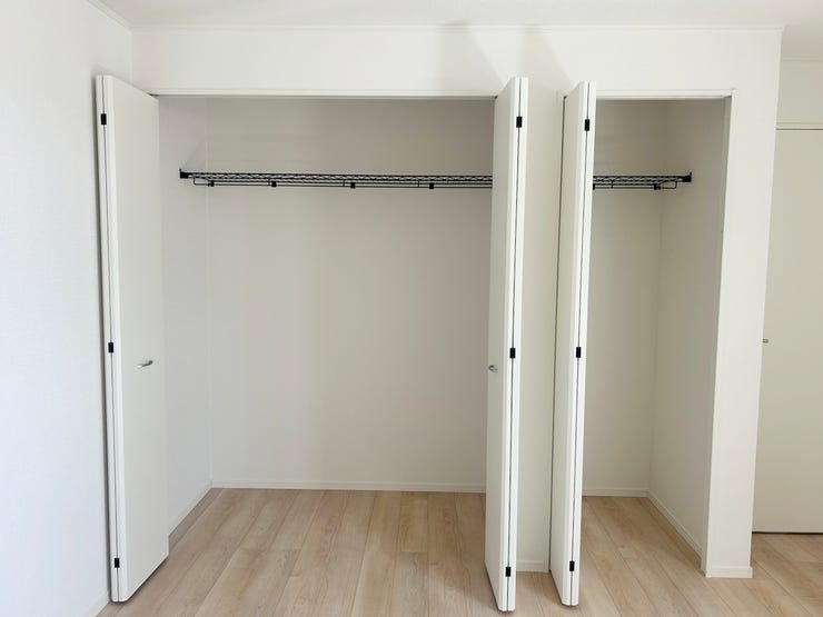 室内(2025年9月)撮影
◎本日案内可能◎
たっぷりの収納力を備えたクロゼットで住空間もスッキリ◎