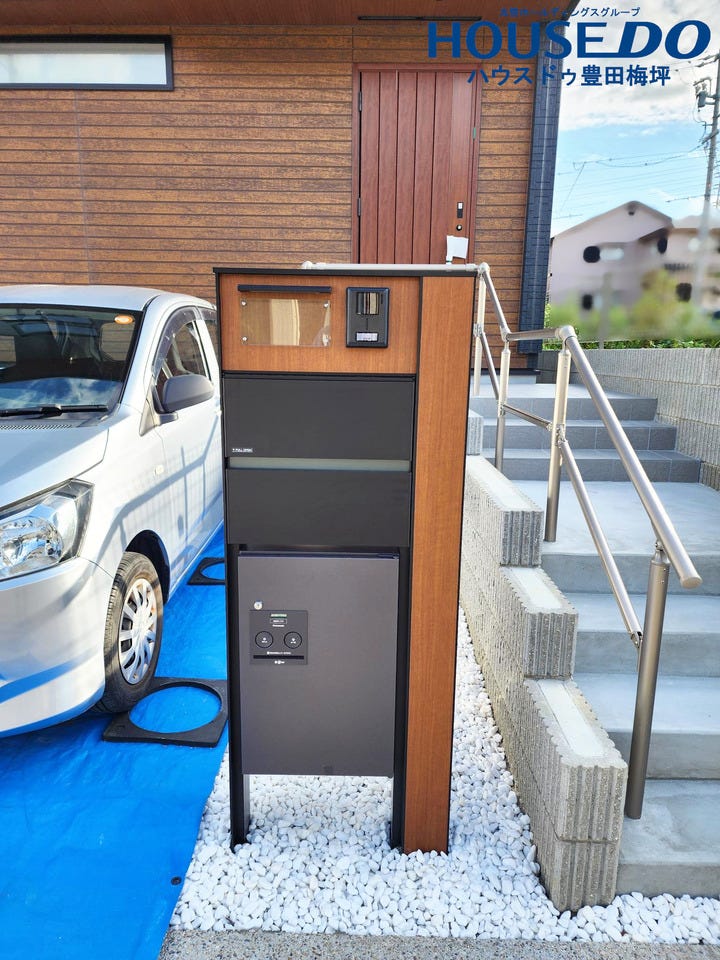 門柱・モニター付きインターホン・ポスト・宅配ボックス