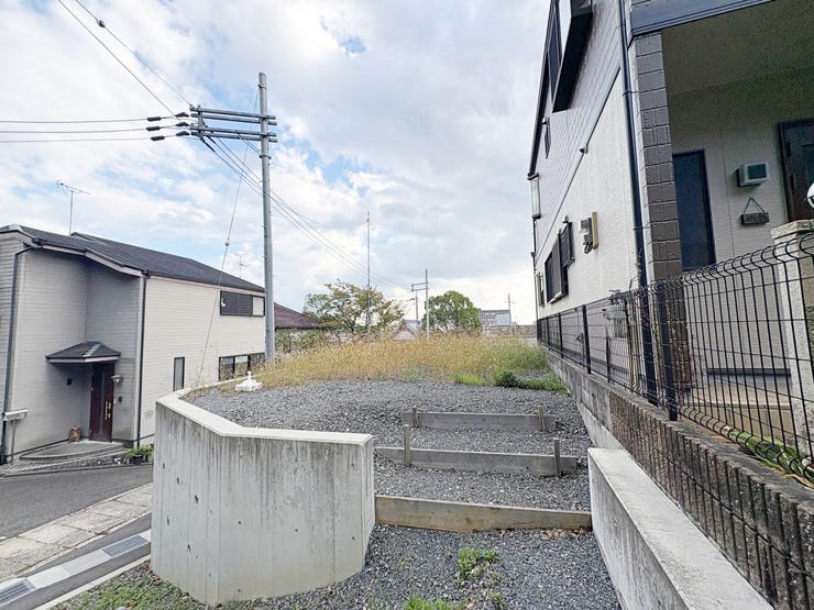 【外観】
1号地。高台にあり見晴らし良好です。