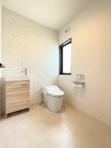 【1.2階トイレ設置】