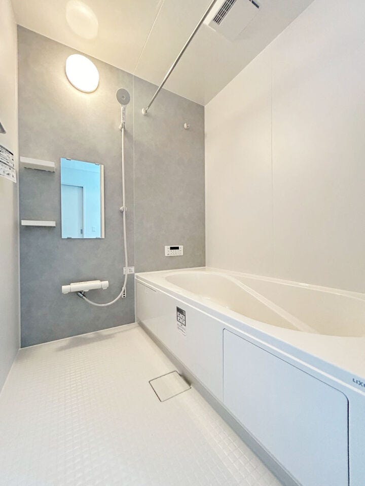 カウンターキッチン♪省エネ給湯器♪ウォークインクローゼット♪春日市惣利の新築一戸建て♪