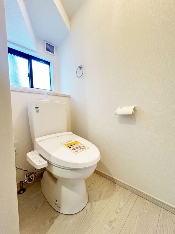 カウンターキッチン♪省エネ給湯器♪ウォークインクローゼット♪春日市惣利の新築一戸建て♪