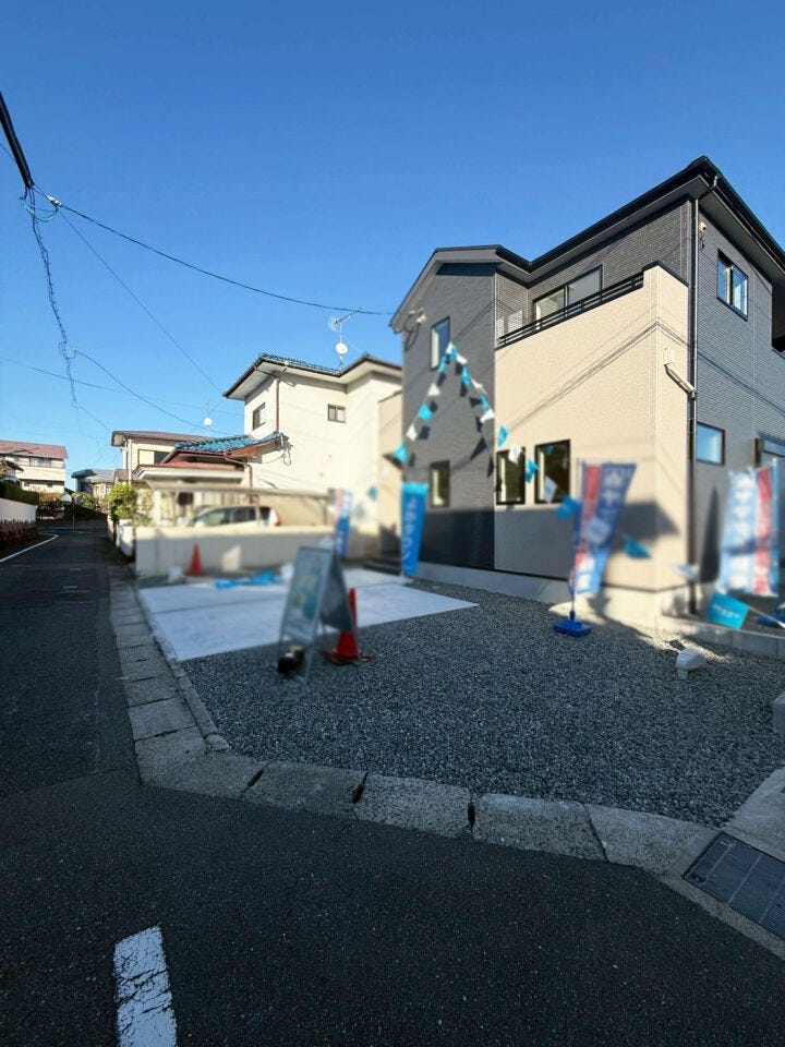 カウンターキッチン♪省エネ給湯器♪ウォークインクローゼット♪春日市惣利の新築一戸建て♪