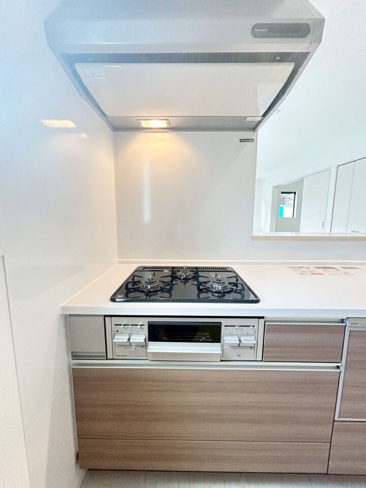 カウンターキッチン♪省エネ給湯器♪ウォークインクローゼット♪春日市惣利の新築一戸建て♪