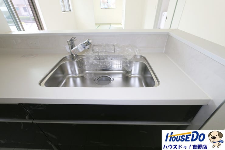 浄水カートリッジ内蔵の水栓で、いつでも清潔なお水が使えます。