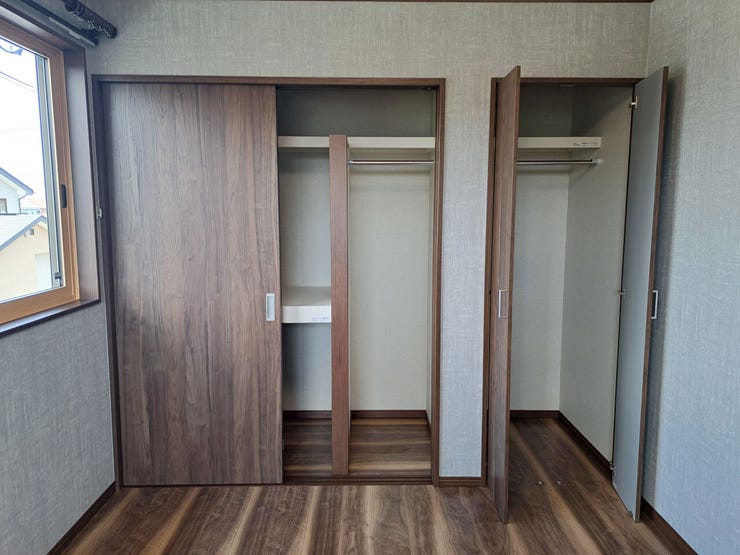 室内(2025年8月)撮影
◎本日案内可能◎
セパレートされているので用途を分けて収納が可能です♪