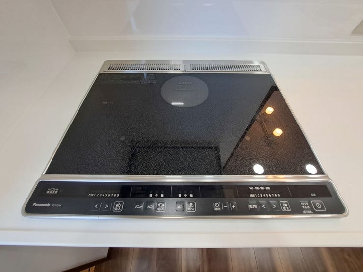 室内(2025年8月)撮影
◎本日案内可能◎
IHクッキングヒーターは、サッと拭くだけでお手入れ簡単です♪