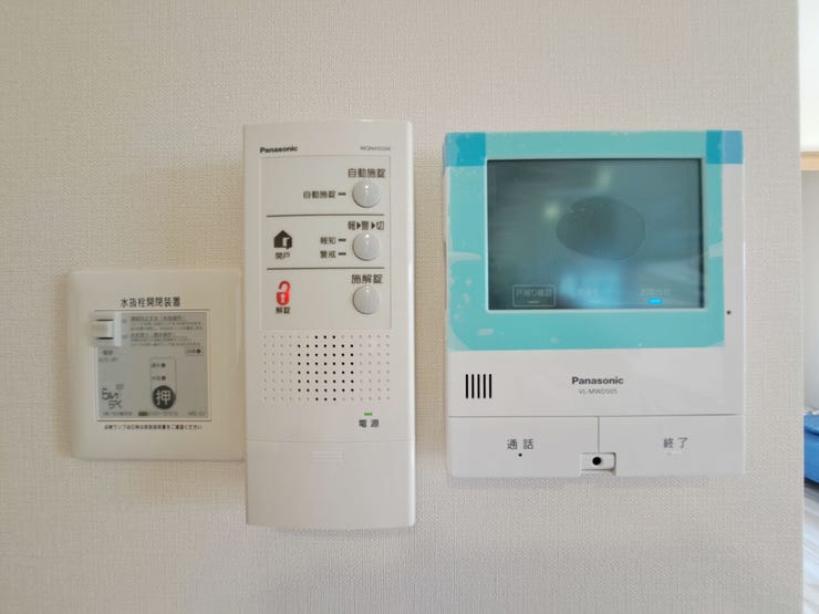 設備(2025年8月)撮影
◎本日案内可能◎
お子様のお留守番にも安心なモニタ付インターホン♪