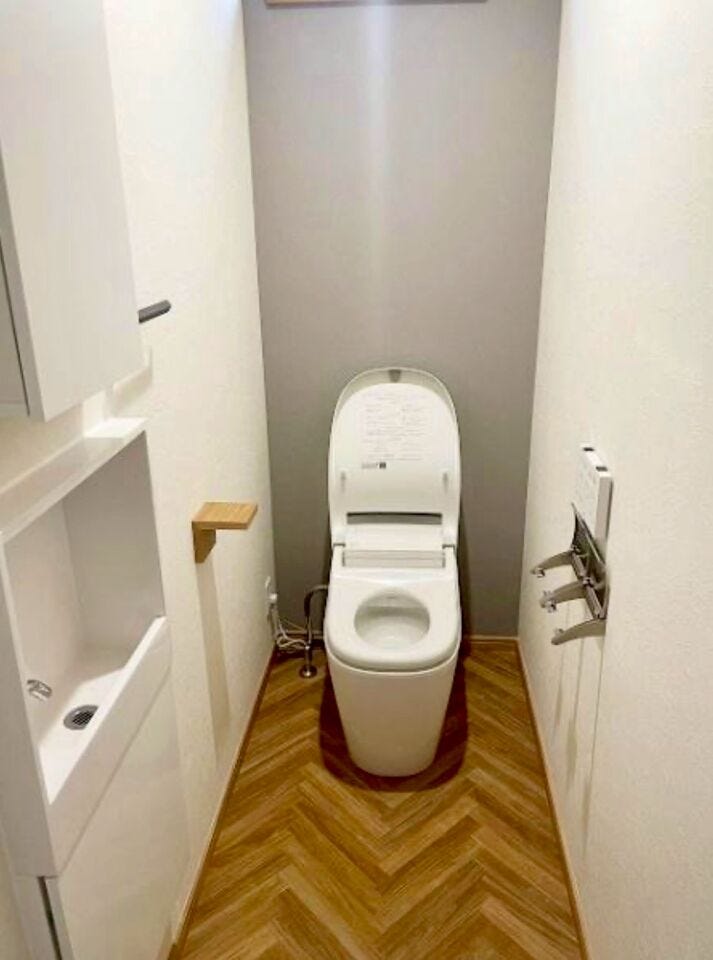 トイレは2ヶ所ございます!どちらも上質なトイレです♪