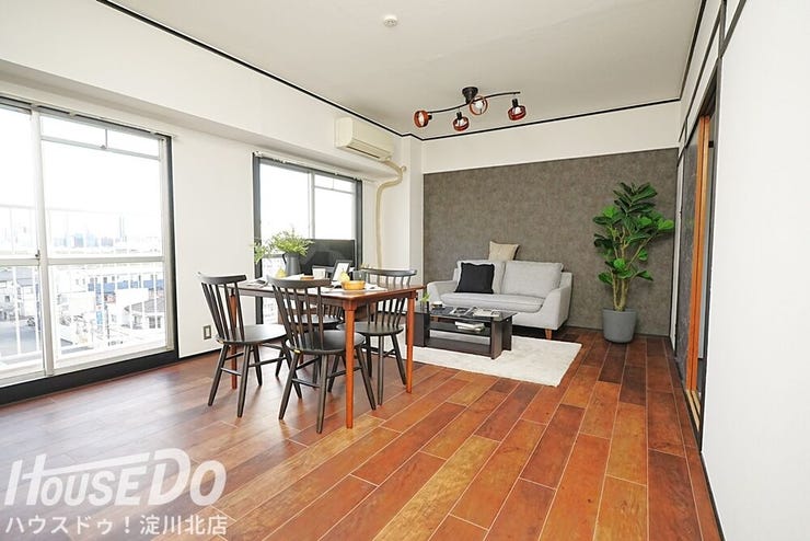 ■■本日内覧可能■■
十三駅も利用可能♪
2025年8月全面リフォーム(キッチン新調・全室クロス・フローリング貼替)
11階建て5階部分(南西側の角住戸)
お気軽にお問い合わせください♪