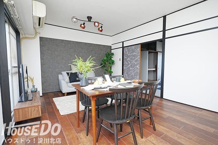 ■■本日内覧可能■■
十三駅も利用可能♪
2025年8月全面リフォーム(キッチン新調・全室クロス・フローリング貼替)
11階建て5階部分(南西側の角住戸)
お気軽にお問い合わせください♪