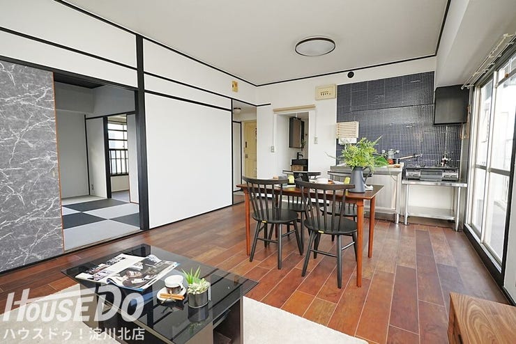 ■■本日内覧可能■■
十三駅も利用可能♪
2025年8月全面リフォーム(キッチン新調・全室クロス・フローリング貼替)
11階建て5階部分(南西側の角住戸)
お気軽にお問い合わせください♪