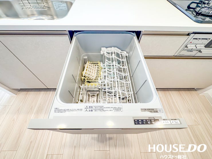 家事の負担を軽減するビルトイン食洗機付き。忙しい日々の暮らしをサポートしてくれます。