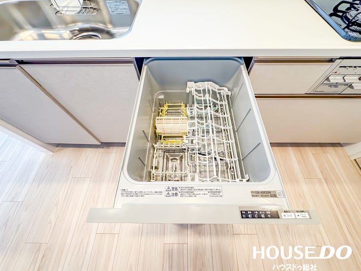 家事の負担を軽減するビルトイン食洗機付き。忙しい日々の暮らしをサポートしてくれます。