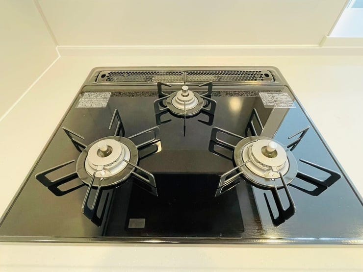 カウンターキッチン:3口コンロ