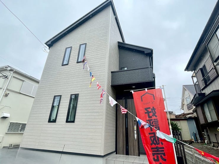 【Exterior】落ち着きのあるシンプルな外観で、長く愛せる住まいに仕上がっています。