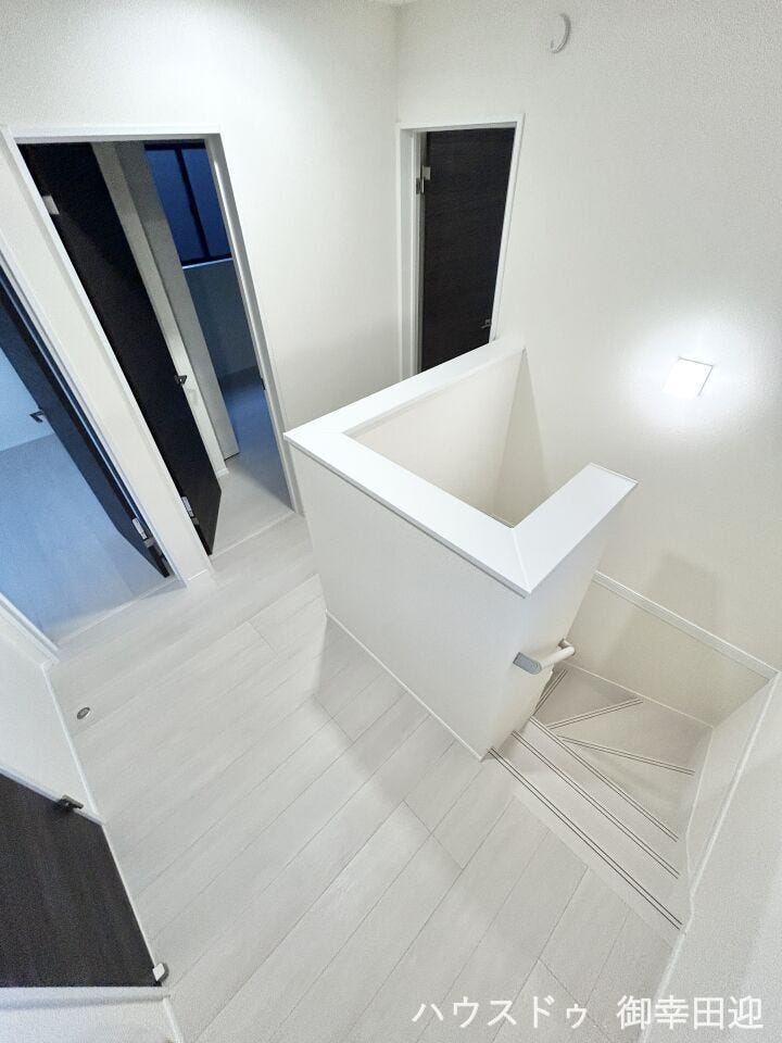 ■□■暮らしを繋ぐ、明るい動線■□■安全で快適な、家族の生活を支える縦の繋がりです