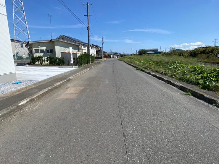 現地(2025年9月)撮影
◎本日案内可能◎
完成済みですので、ごゆっくりご内覧いただけます。お気軽にお問い合わせくださいませ♪