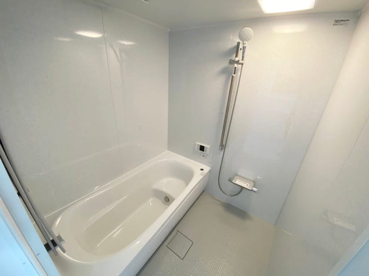 室内(2025年9月)撮影
◎本日案内可能◎
1坪タイプの広さを設けた浴室でゆったりバスタイム♪