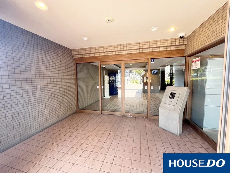 【エントランス】