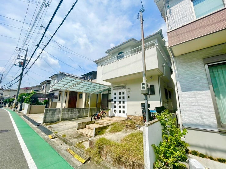 白を基調とした上品な雰囲気です