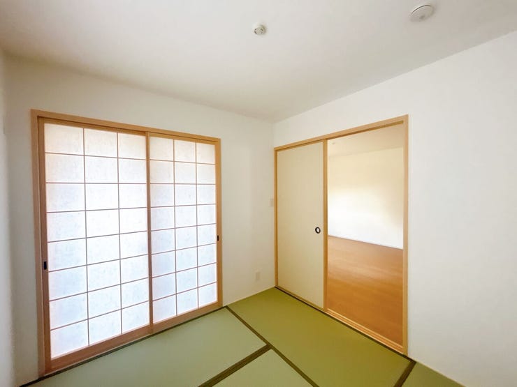 和室も日当たりが良く、明るい空間となっております。