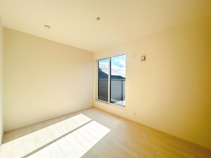 広い居室なので主寝室としてもピッタリです◎