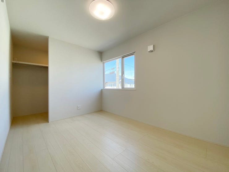 室内(2025年9月)撮影
◎本日案内可能◎
フローリングは、手入れがしやすいため毎日の掃除が時短になりそう♪