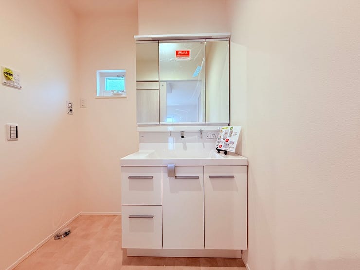 ◇清潔感溢れる洗面室☆